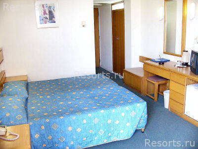 Kissos Hotel 28